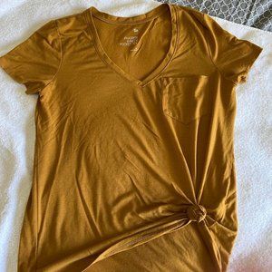 SO - Favorite V-Neck Pocket Tee - Dark Yellow - Size XS